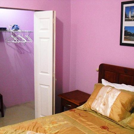 Piarco Village Suites Luaran gambar