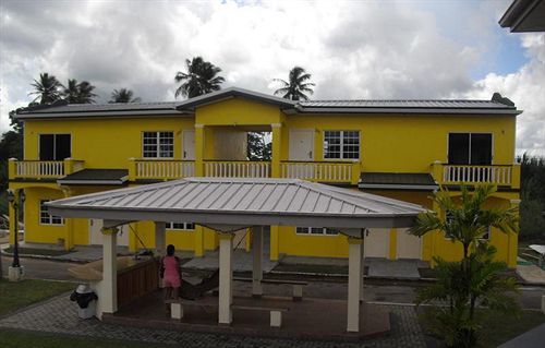 Piarco Village Suites Luaran gambar