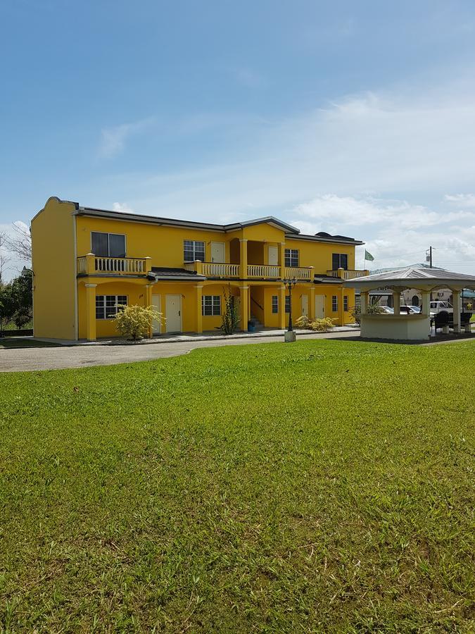 Piarco Village Suites Luaran gambar